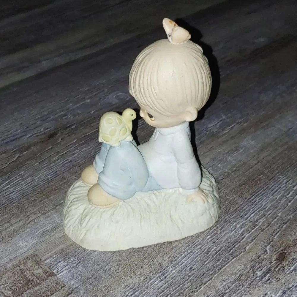 Precious Moments Love is Kind
